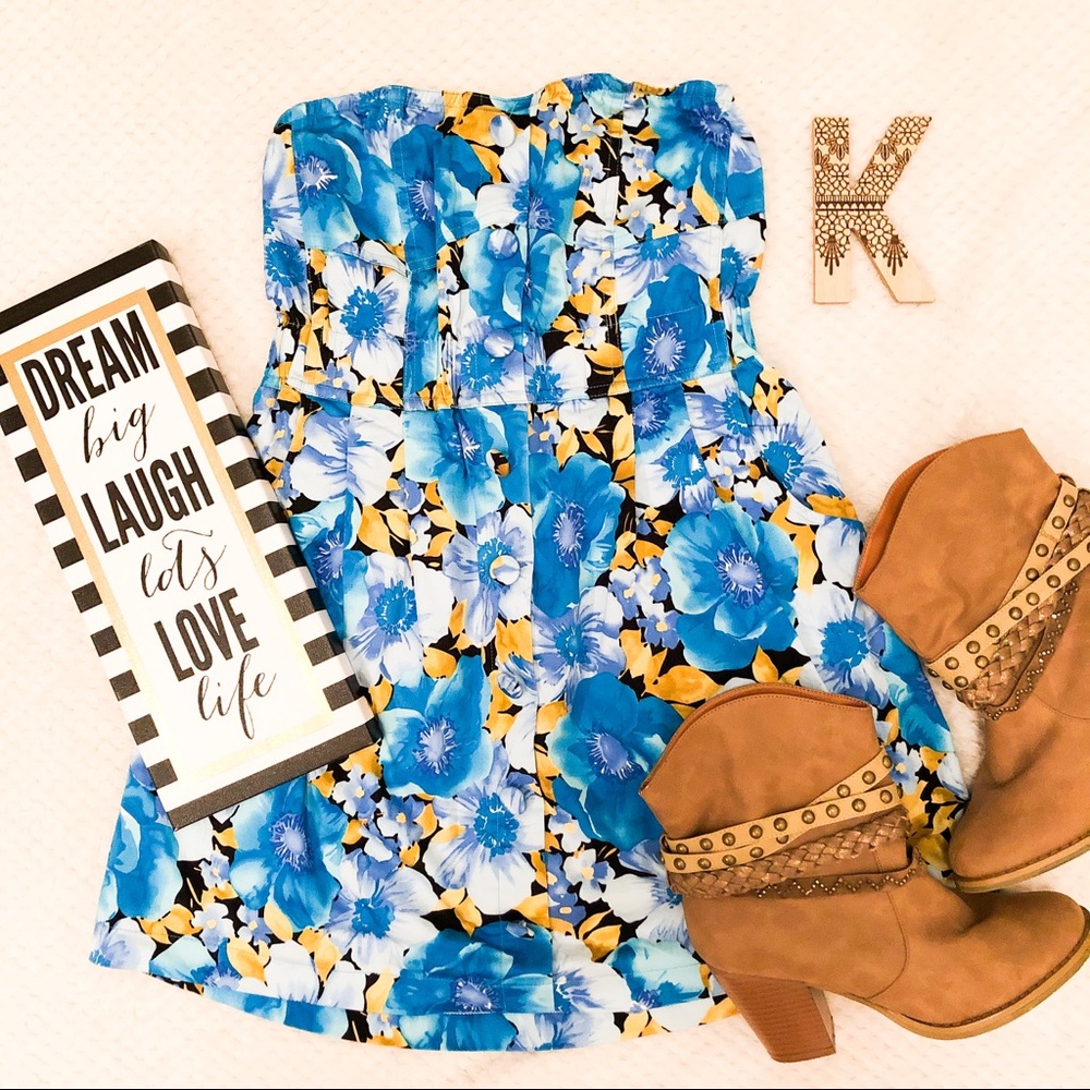 Annabelle 💙 Blue Floral Strapless Dress